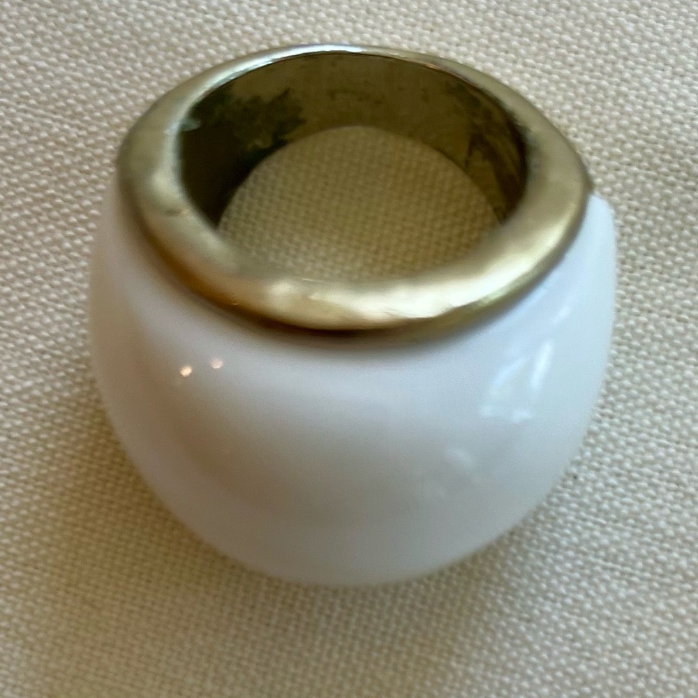 Bold White Statement Ring - image 4